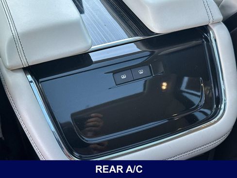 Used 2023 Lincoln Navigator Black Label AWD/4WD image 17
