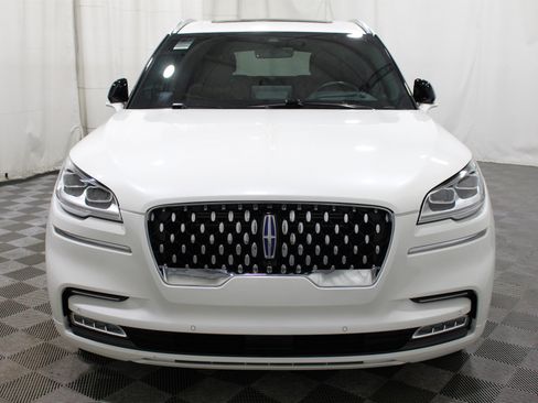 Certified 2023 Lincoln Aviator Grand Touring w/ Equipment Group 301A AWD/4WD image 38