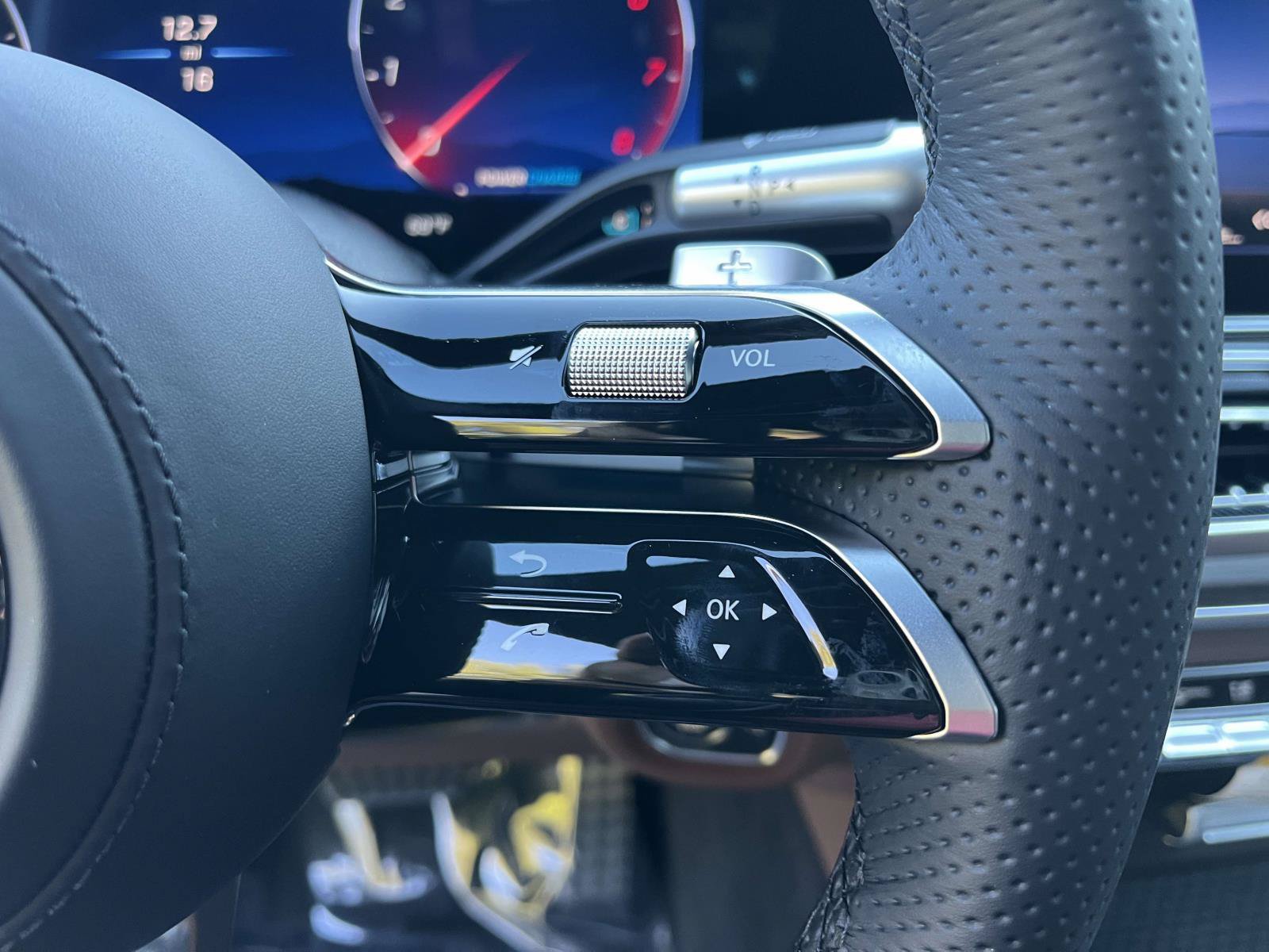 New 2027 Mercedes-Benz GLS 450 4MATIC image 24