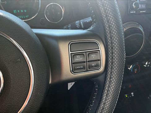 Used 2018 Jeep Wrangler Unlimited Sport AWD/4WD image 23