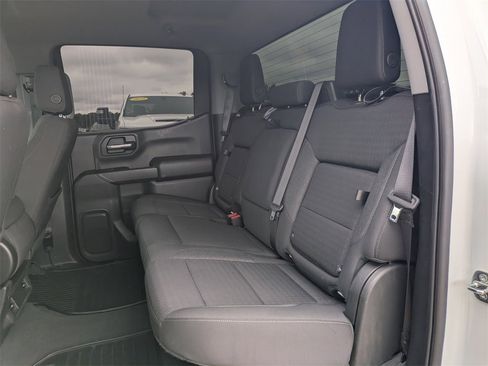 Used 2023 Chevrolet Silverado 1500 Custom image 13