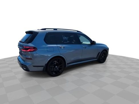 Used 2025 BMW X7 xDrive40i w/ Executive Package AWD/4WD image 9