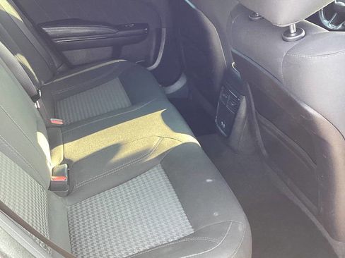 Used 2019 Dodge Charger SXT w/ Blacktop Package image 27