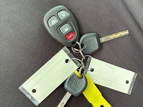 Used 2019 GMC Savana 2500 w/ Driver Convenience Package RWD image 21