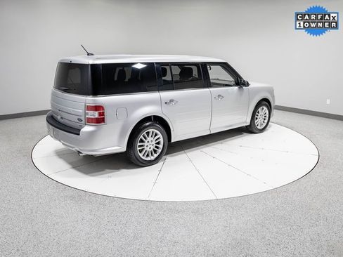 Used 2019 Ford Flex SEL image 31
