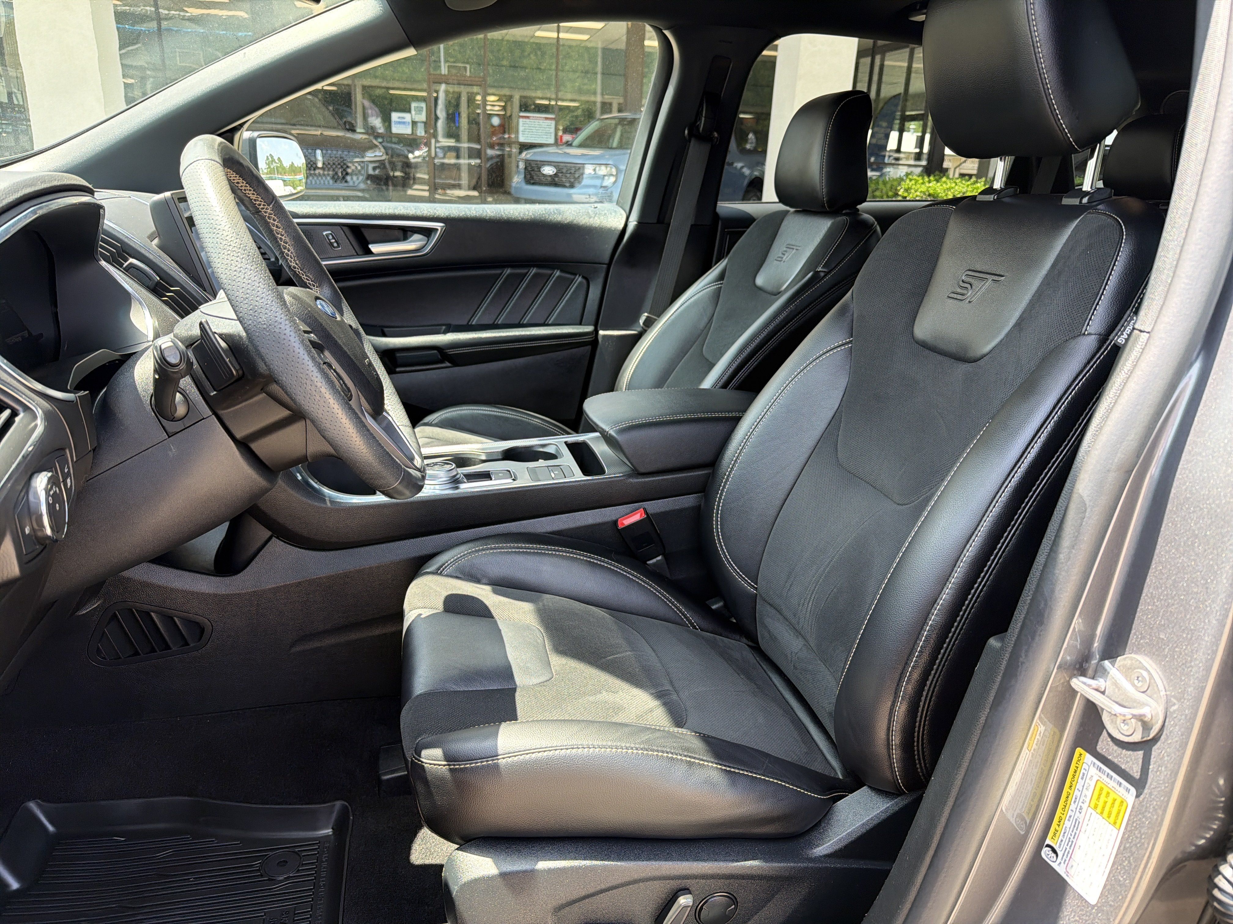 Used 2021 Ford Edge ST AWD/4WD image 16