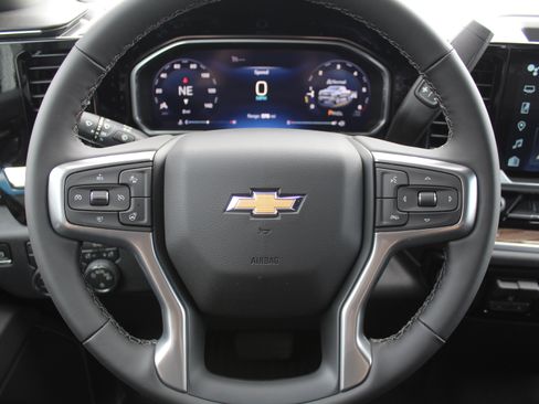 New 2026 Chevrolet Silverado 1500 LT AWD/4WD image 11