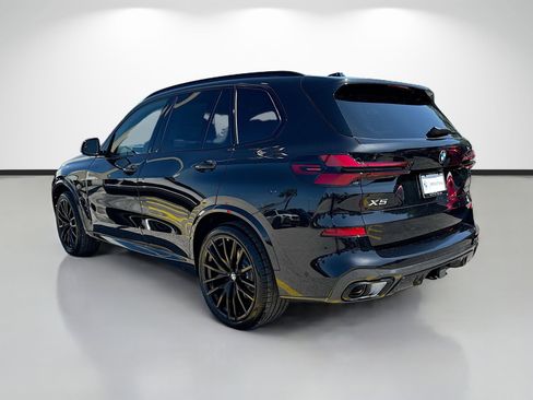 New 2026 BMW X5 xDrive40i w/ M Sport Package AWD/4WD image 5