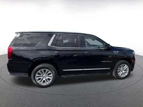 Used 2023 GMC Yukon Denali AWD/4WD image 16