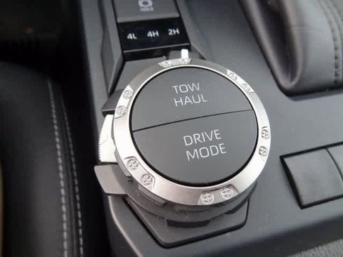 Used 2024 Toyota Tacoma TRD Sport w/ TRD Sport Upgrade Package image 22