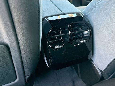 New 2026 BMW iX xDrive45 w/ M Sport Package image 18