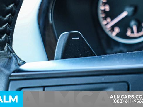 Used 2024 Nissan Pathfinder SV image 38