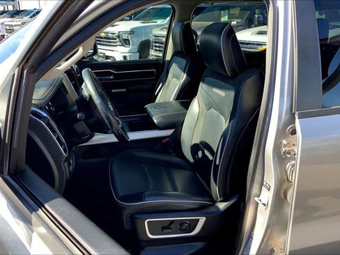 Used 2022 RAM 1500 Laramie w/ Laramie Southwest Edition image 7