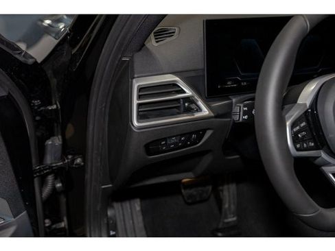 New 2026 BMW 330i xDrive Sedan w/ M Sport Package image 54