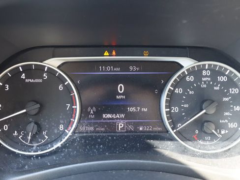 Used 2025 Nissan Sentra SV FWD image 9