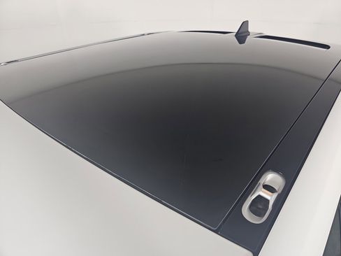 Used 2022 Rivian R1T Adventure image 13