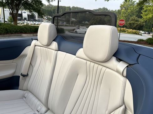 Used 2023 Mercedes-Benz E 450 Cabriolet image 49