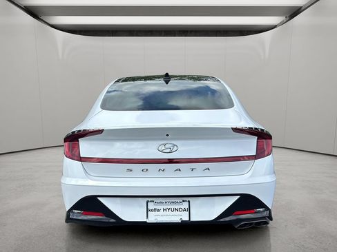 Used 2023 Hyundai Sonata SEL w/ Convenience Package FWD image 4