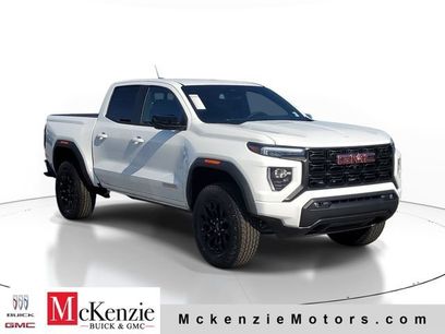 New 2026 GMC Canyon Elevation w/ Convenience Package