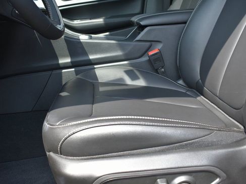 Used 2025 Jeep Grand Cherokee Limited w/ Black Appearance Package image 30