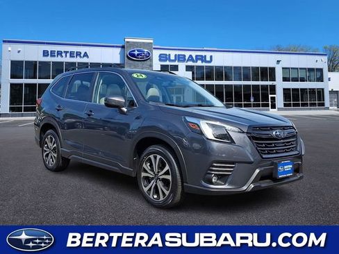 Used 2024 Subaru Forester Limited AWD/4WD image 1