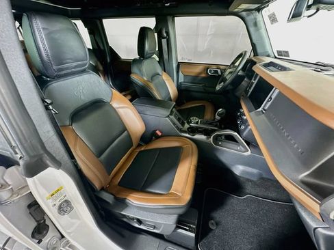 Certified 2024 Ford Bronco Outer Banks AWD/4WD image 35