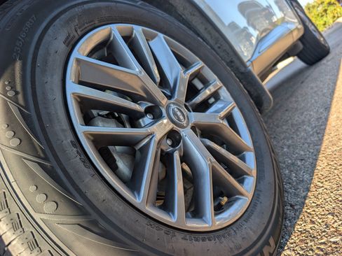 Used 2023 Nissan Rogue S image 24