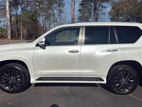 Used 2023 Lexus GX 460 Premium image 8