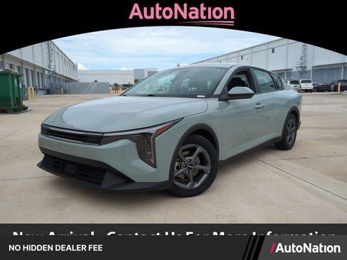 Used 2025 Kia K4 FWD image 1