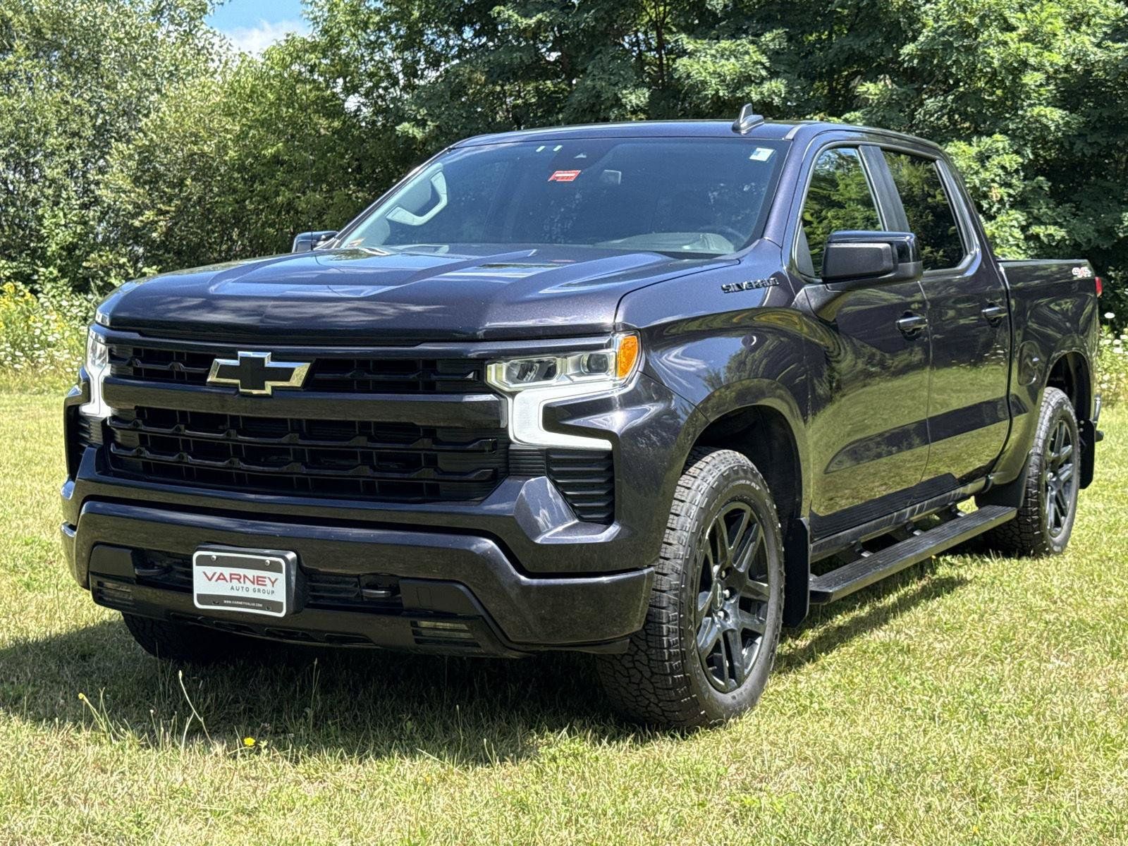 Used 2022 Chevrolet Silverado 1500 RST w/ Z71 Off-Road Package AWD/4WD image 1
