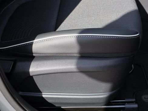 New 2026 Hyundai Venue SEL image 11