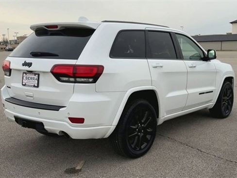 Used 2020 Jeep Grand Cherokee Altitude image 8