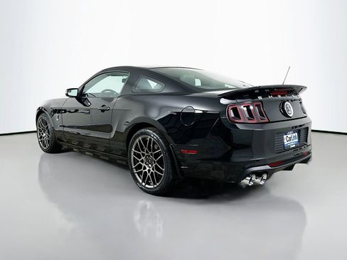 Used 2013 Ford Mustang Shelby GT500 RWD image 5