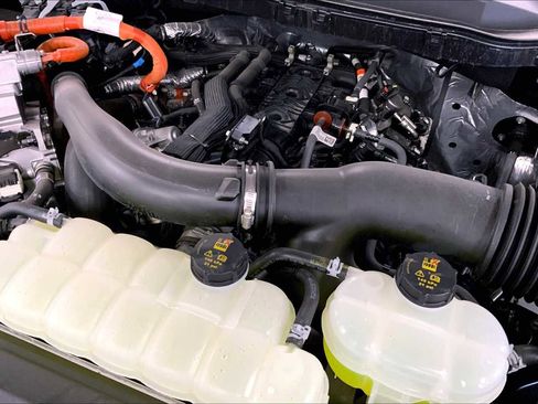 New 2025 Ford F150 Lariat w/ Equipment Group 501A Mid image 17