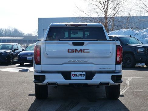 Used 2023 GMC Sierra 1500 Denali w/ Denali Reserve Package AWD/4WD image 9