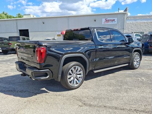 Used 2024 GMC Sierra 1500 Denali w/ Denali Reserve Package image 12
