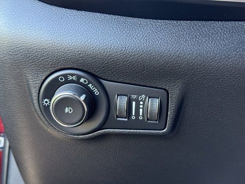 Used 2022 Jeep Compass Latitude image 20