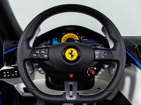 Certified 2025 Ferrari Roma Spider RWD image 4
