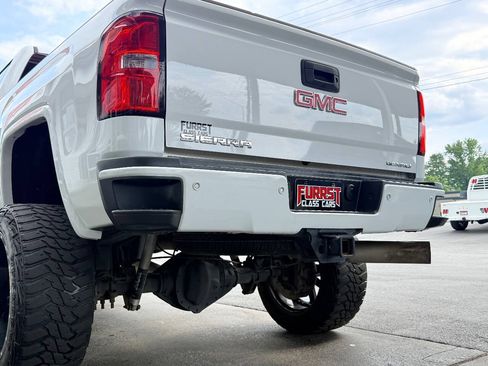 Used 2015 GMC Sierra 2500 Denali w/ Duramax Plus Package AWD/4WD image 8