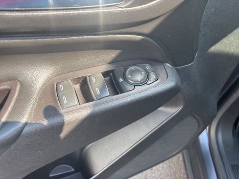 Used 2022 Chevrolet Equinox LT image 14