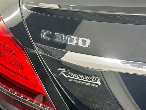 Used 2020 Mercedes-Benz C 300 4MATIC Sedan w/ AMG Line image 29