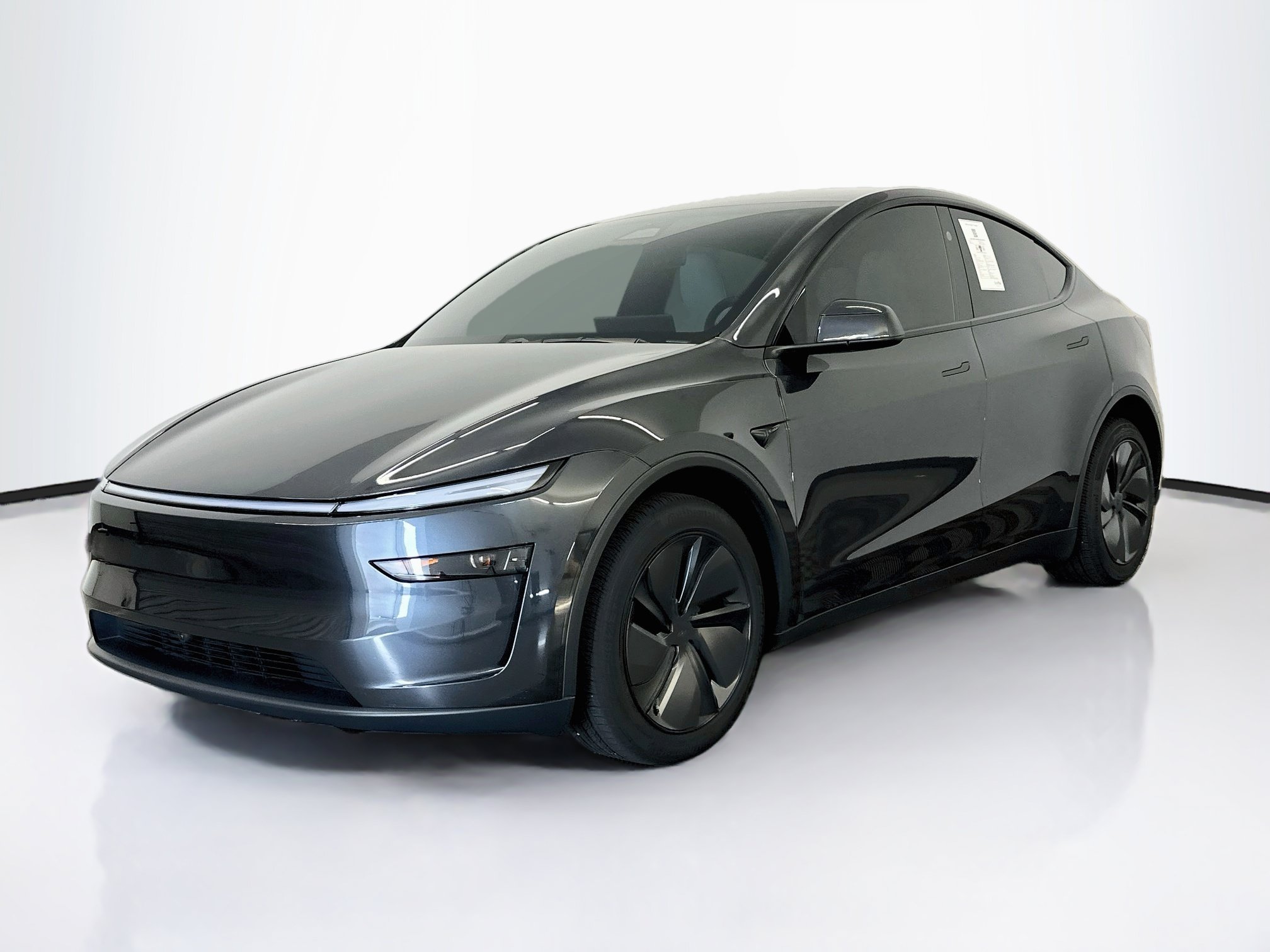 Used 2026 Tesla Model Y AWD image 3