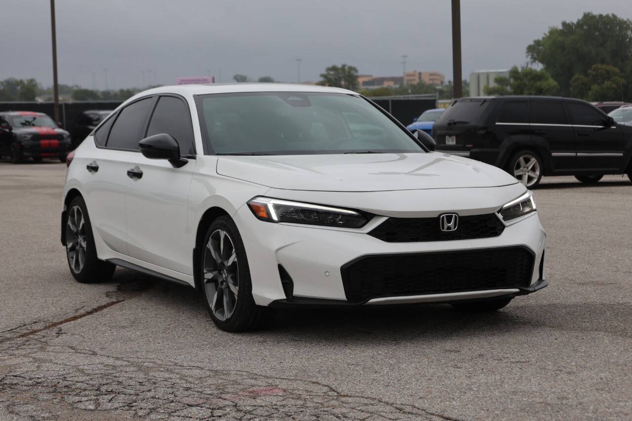 Used 2026 Honda Civic Sport Touring image 4