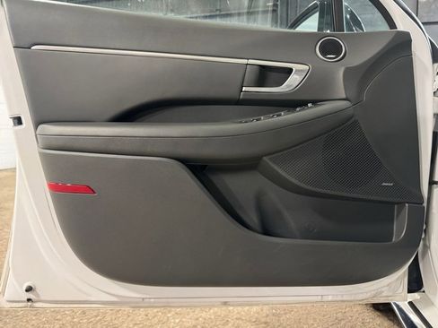 Used 2023 Hyundai Sonata SEL Plus w/ Cargo Package image 21