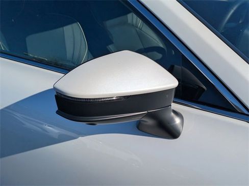 Certified 2025 Toyota Crown Limited image 12