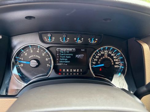 Used 2014 Ford F150 XLT w/ XLT Chrome Package image 17