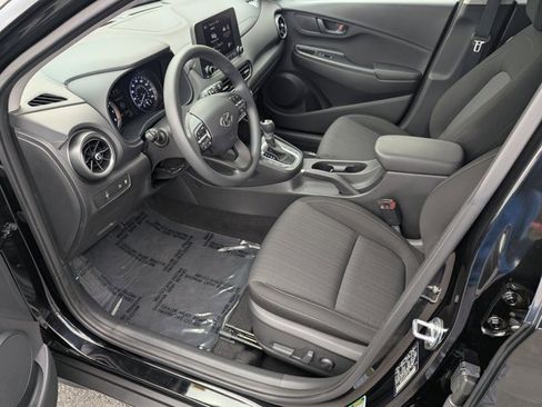 Used 2023 Hyundai Kona SEL image 9