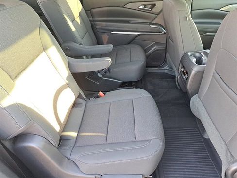 Used 2026 Chevrolet Traverse LT w/ Midnight/Sport Edition image 26