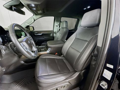 Used 2023 Chevrolet Silverado 1500 RST w/ All Star Edition Plus AWD/4WD image 2
