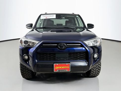 Certified 2021 Toyota 4Runner Venture AWD/4WD image 2